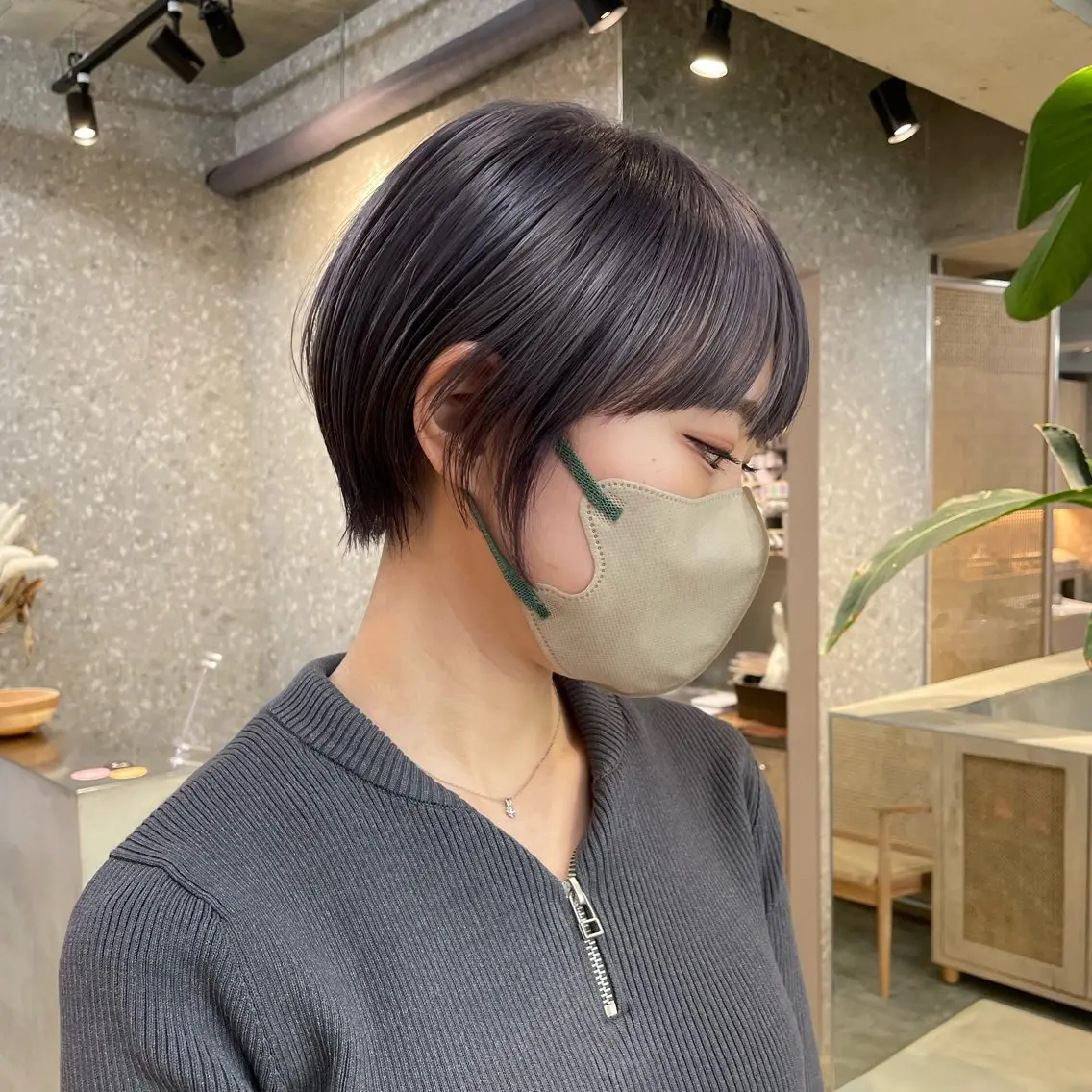 ショート メンズブリーチ カラーhirokoのヘアスタイル
