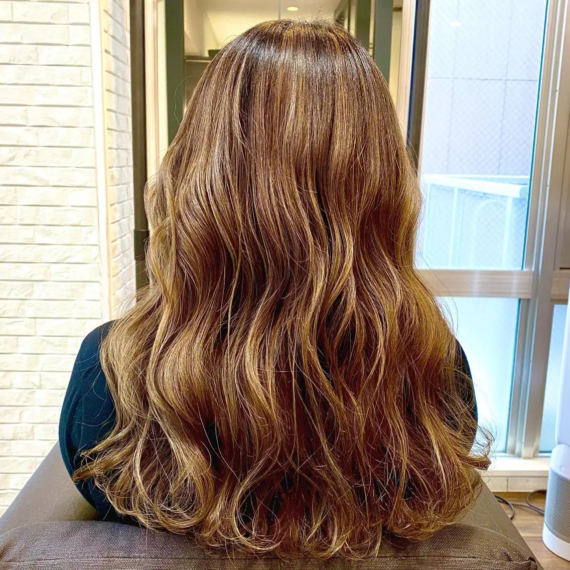 ロング カラー 伊藤 さやかのヘアスタイル