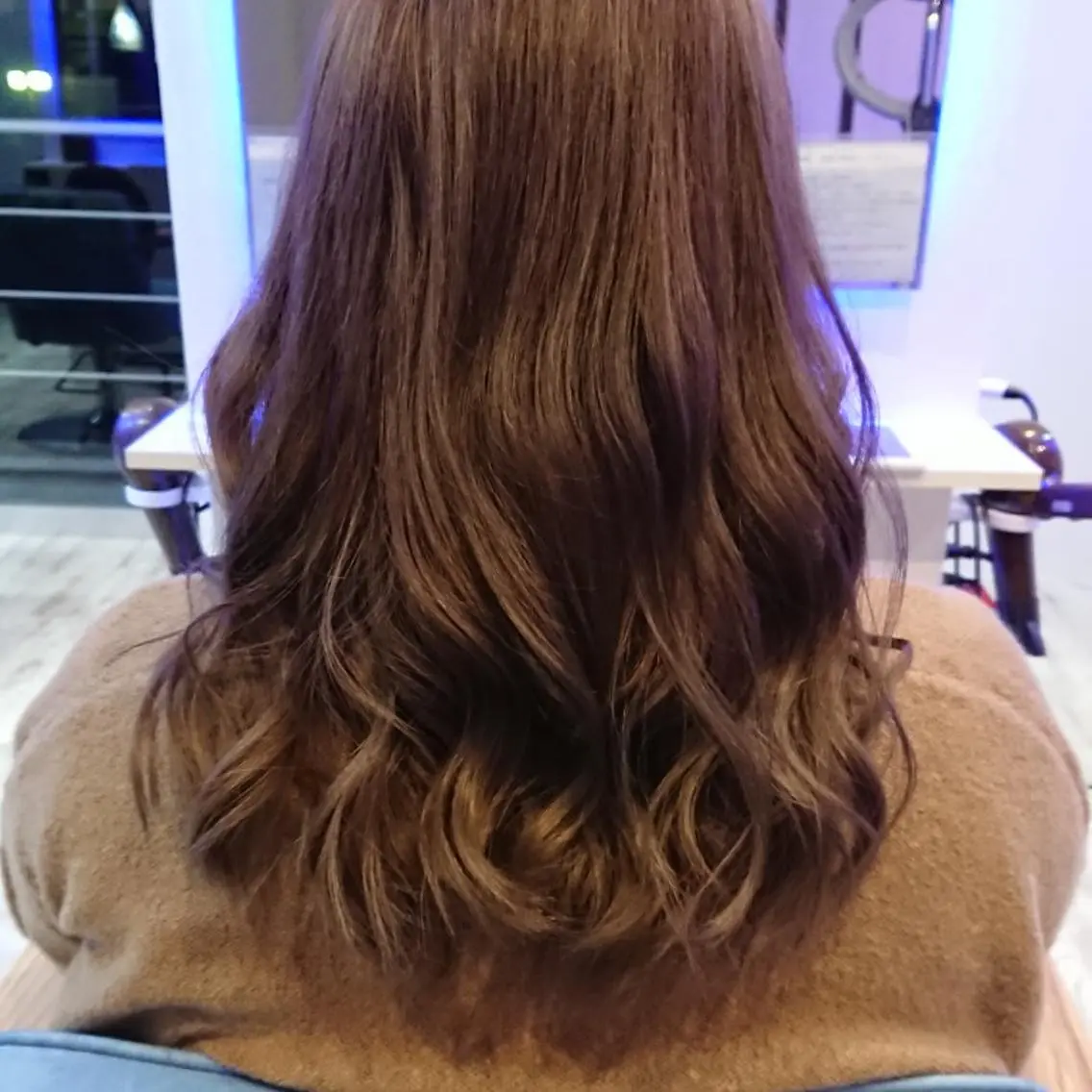 セミロング カラー ヘアアレンジ 小林 伸行のヘアスタイル