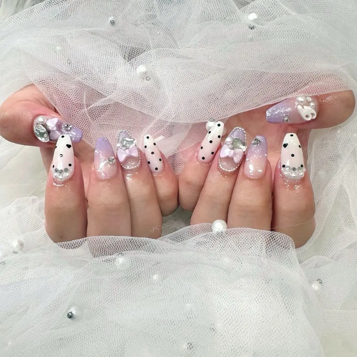 ネイル オーロラネイル チークネイル 長さ出し フットネイル フレンチネイル ハンドネイル Lee Nails チップ長さだし専門店のネイルデザイン