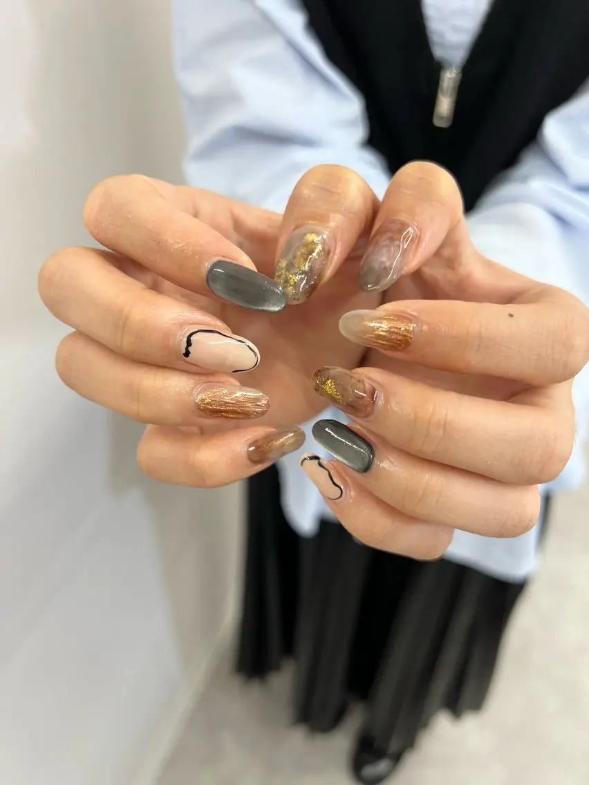ネイル ジェルネイル 韓国ネイル マグネットネイル ニュアンスネイル パラジェル ハンドネイル ハンドケア Bana_ Nailのネイルデザイン