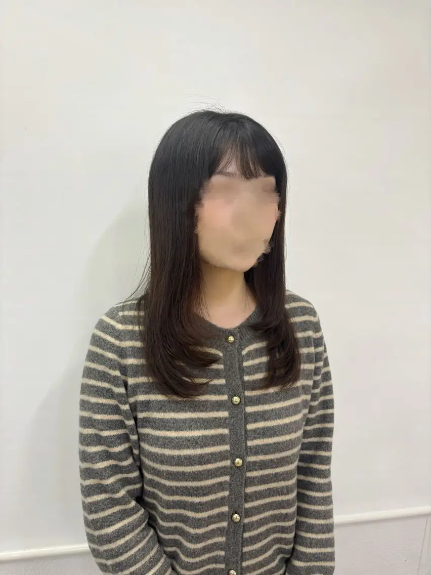 ミディアム 顔まわりレイヤー 顔周りカット レイヤーカット さくら 🌸エクステのヘアスタイル