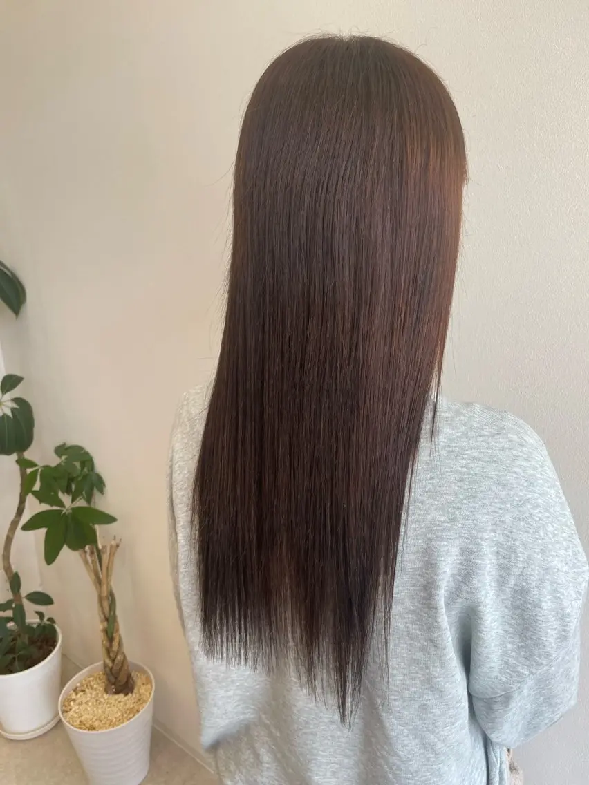 ロング 鈴木 梨瑚のヘアスタイル