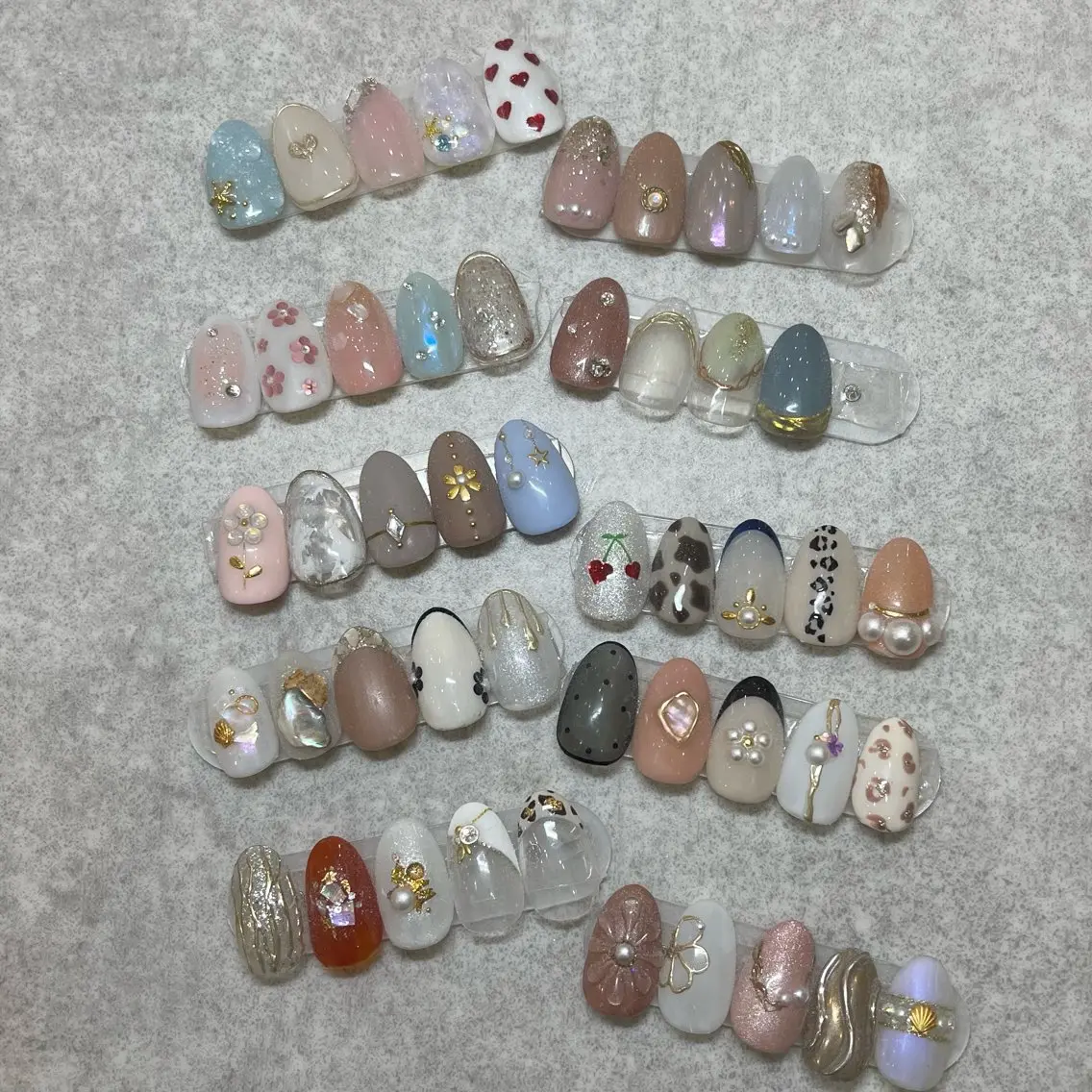 ネイル UnFLAIR KASUMIのネイルデザイン