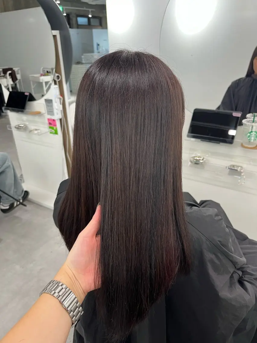 ロング カラー カット ヘアカラー トリートメント yuuna ✮ door whiteのヘアスタイル