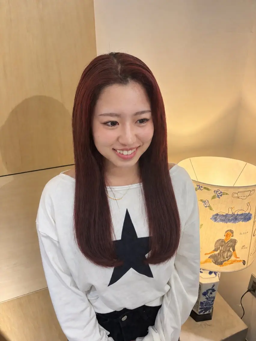 ロング カラー レッドカラー mitsuki ⋆☽︎︎·̩͙のヘアスタイル