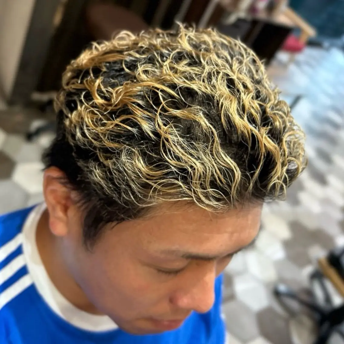 パーマ メンズ メンズブリーチ メンズハイトーン パーマ ハイトーン🎨/ パーマ🌀/堀江輝起のヘアスタイル