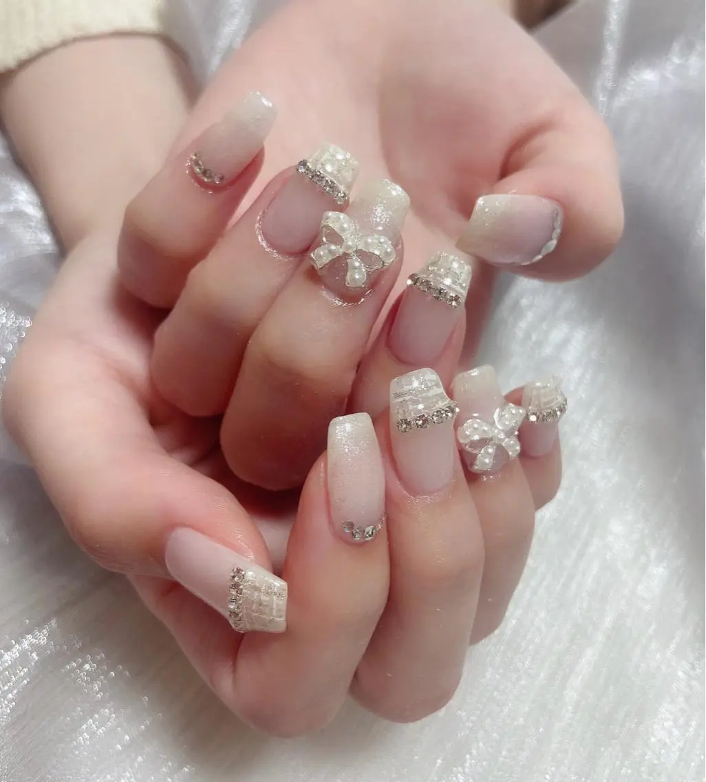 ネイル ＆ME アンドミーのネイルデザイン