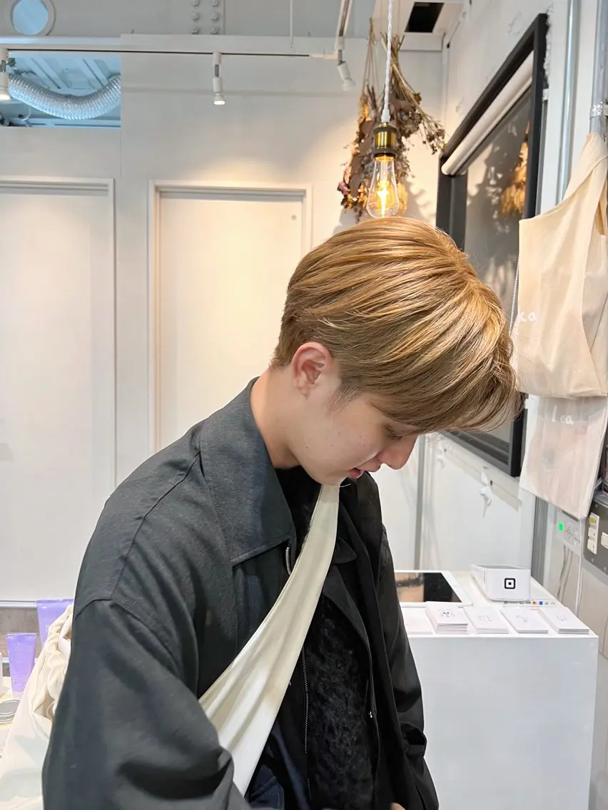 ショート カラー メンズ カット 松坂 真衣のヘアスタイル