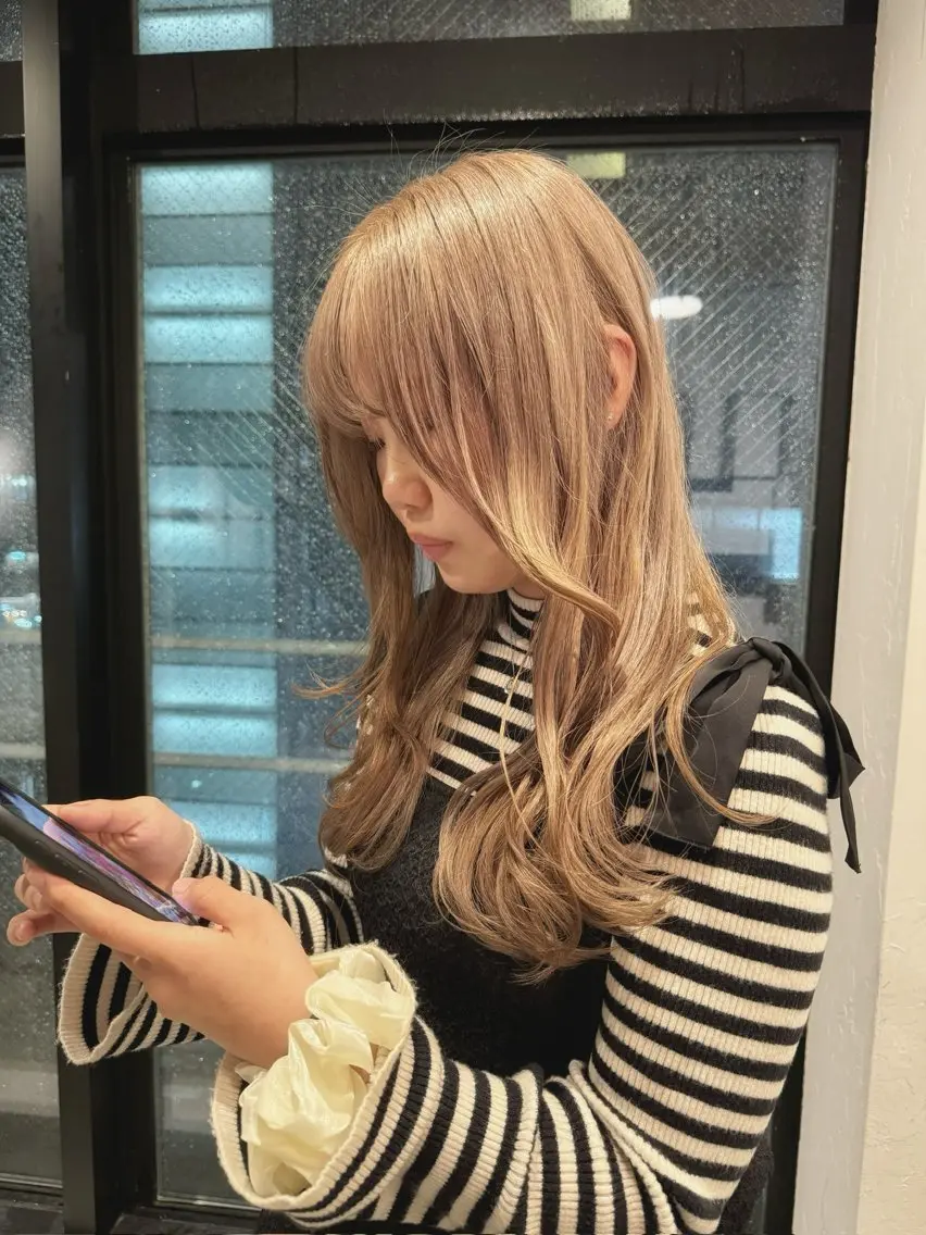 ロング カット ヘアカラー トリートメント ベージュカラー/新潟 カラー特化/落合優吾のヘアスタイル