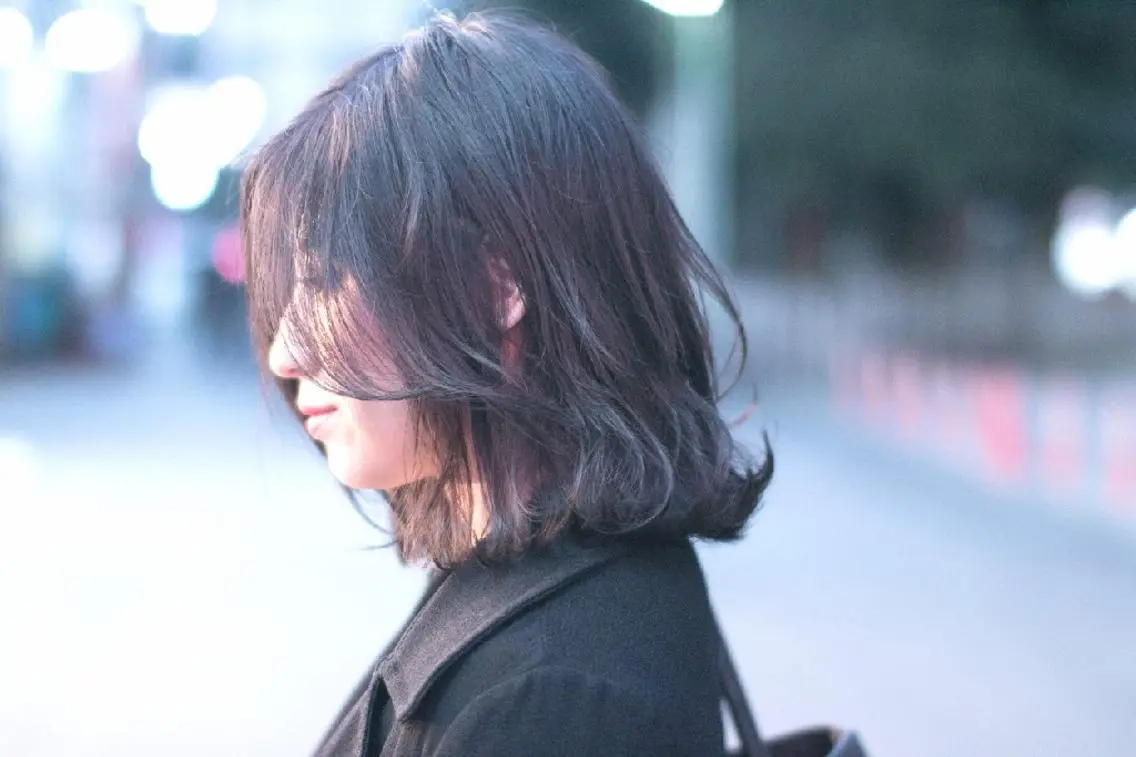 ミディアム カラー 黒髪 透明感カラー ill副店長 立和田純也のヘアスタイル
