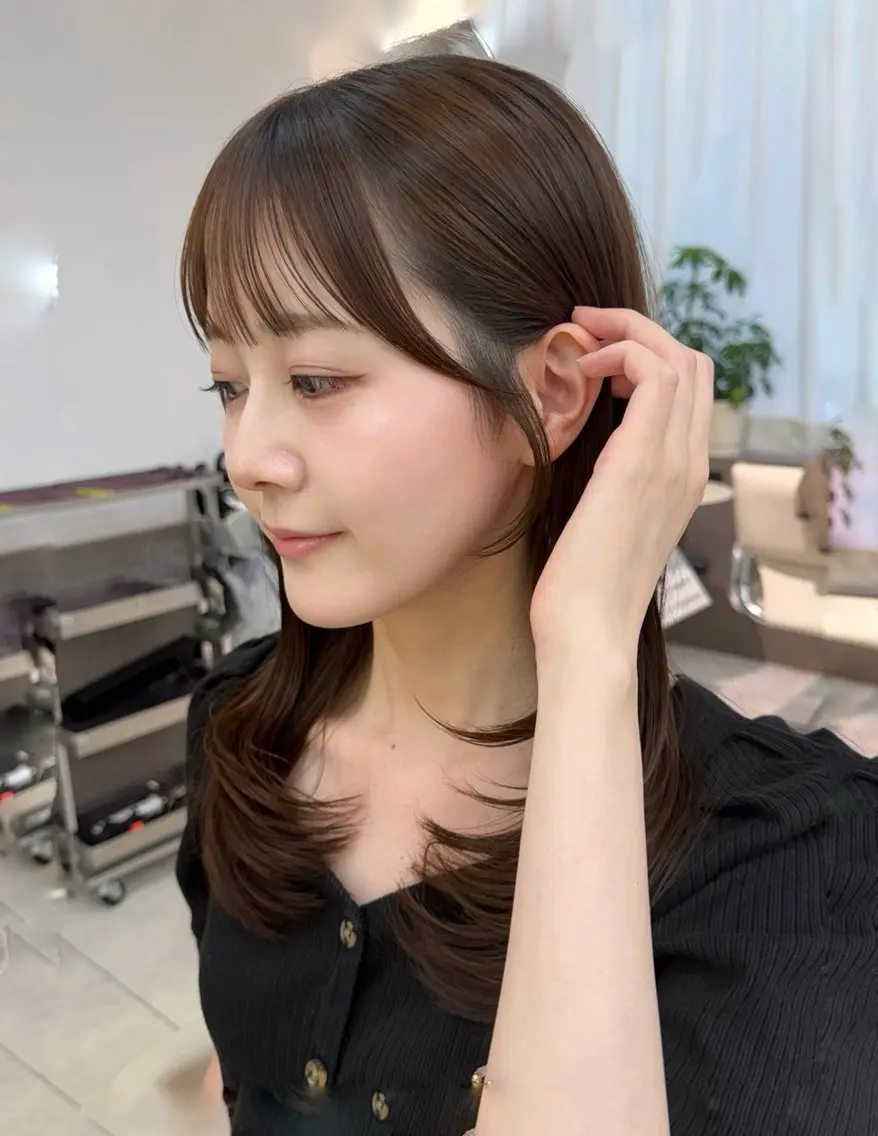 セミロング カット ヘアカラー トリートメント 𝓝𝓪𝓷𝓪 くびれ/韓国風/新宿のヘアスタイル