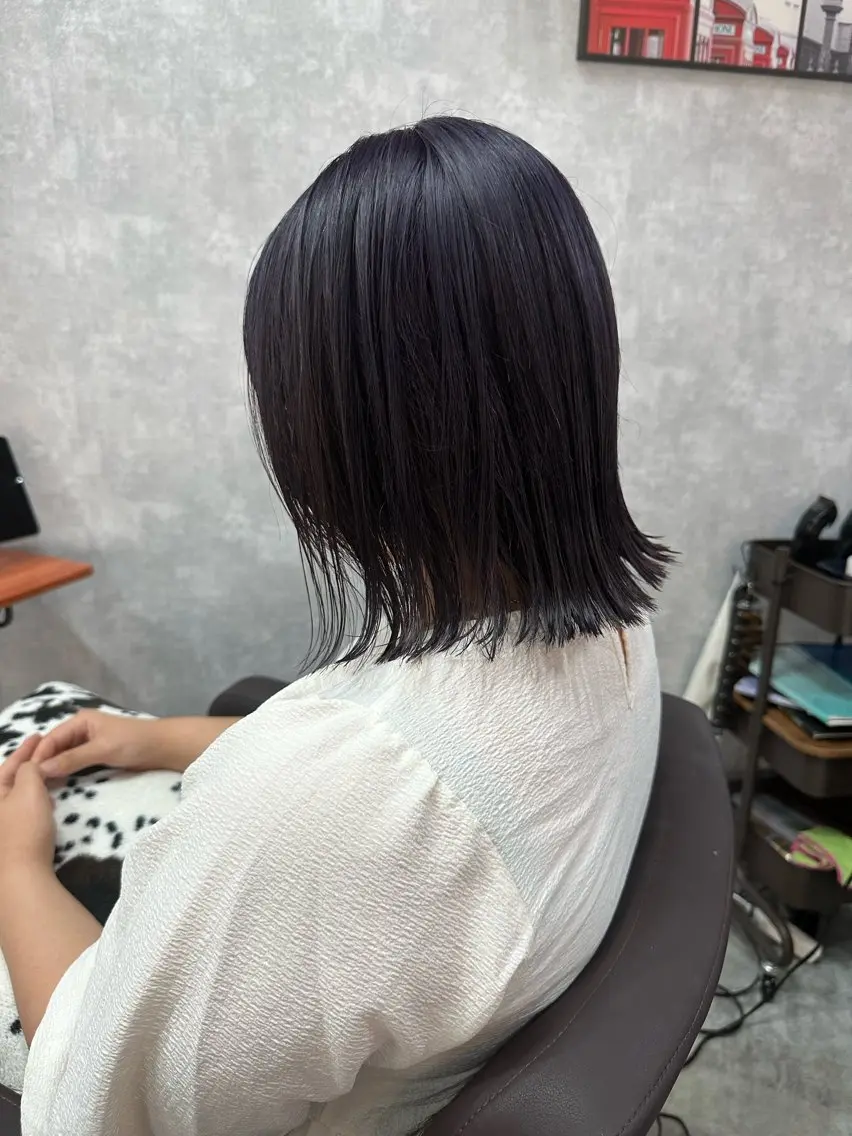 ショート 切りっぱなしボブ ショートボブ ハンサムショート 丸みショート ボブ カット ヘアカラー トリートメント モテ髪/ボブ/ショー ト/アダチフウトのヘアスタイル