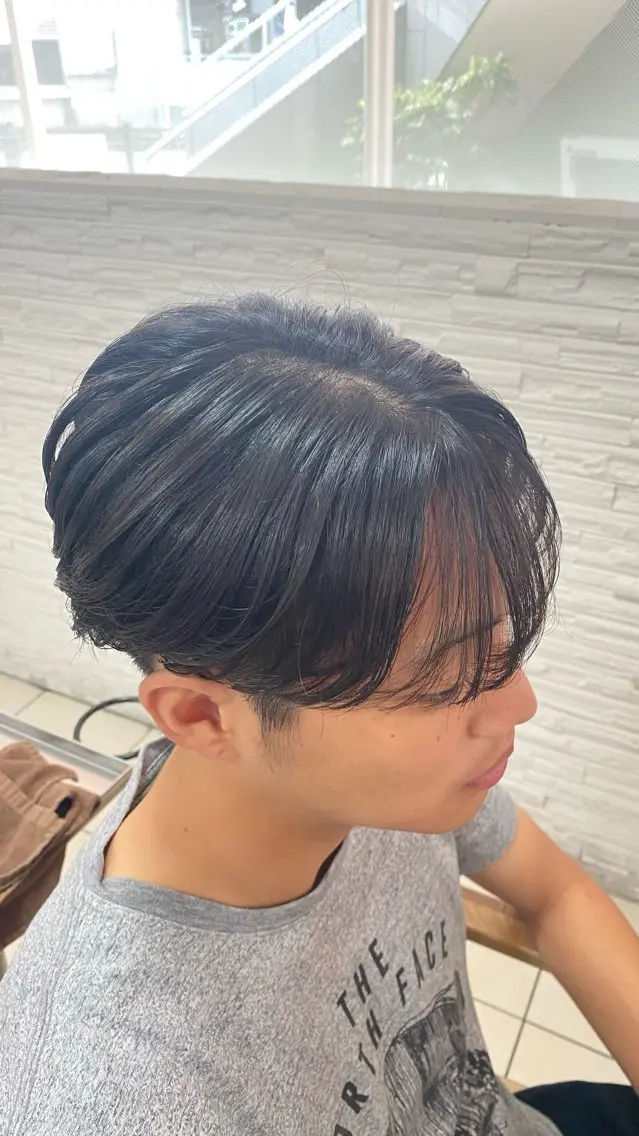 パーマ メンズ 黒田 海紘のヘアスタイル