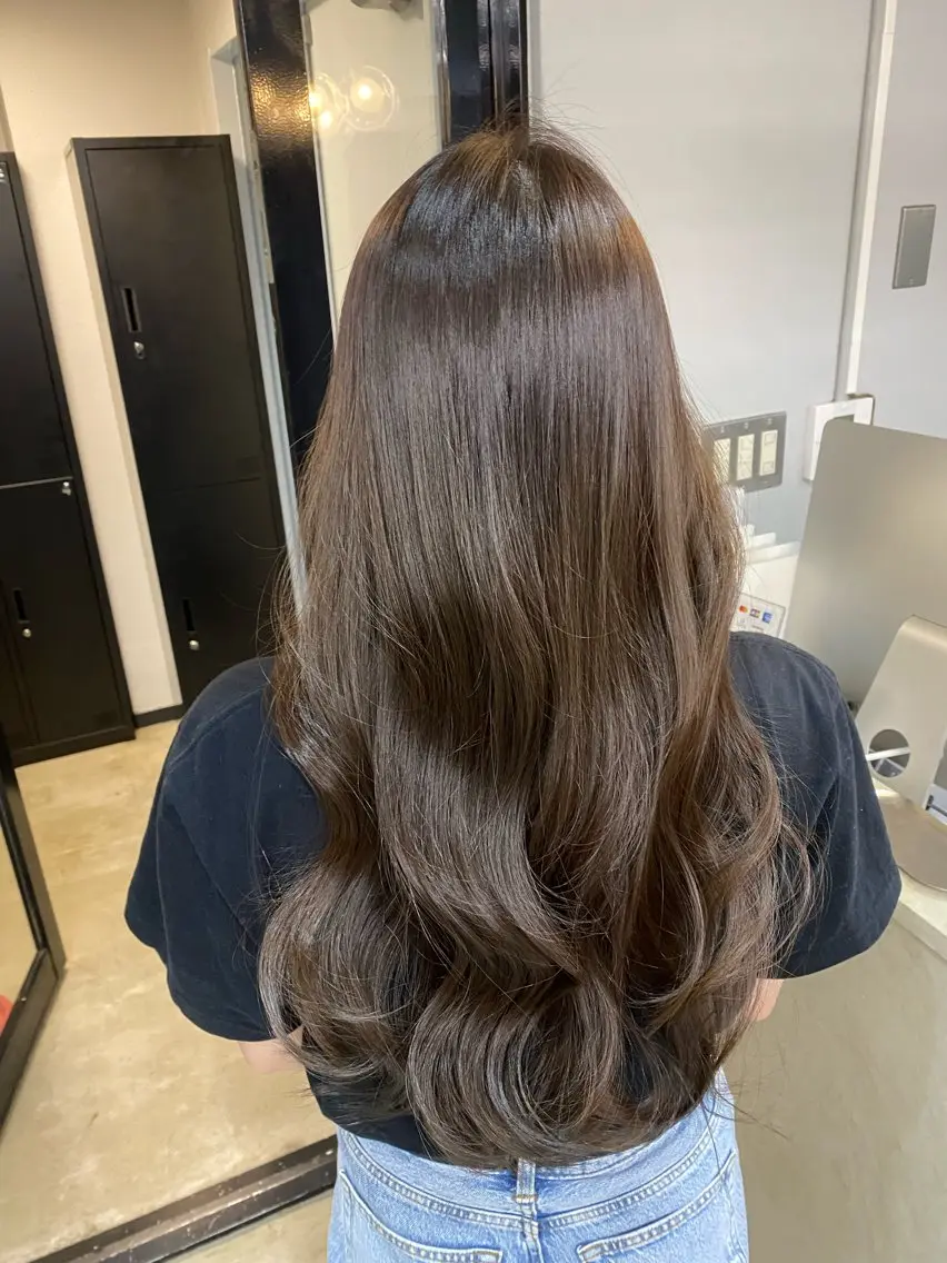 ロング カラー 透明感カラー グレージュ 髪質改善 トリートメント ヘアカラー トリートメント レイヤー×髪質改善✨ 渋谷/佐藤侑哉のヘアスタイル
