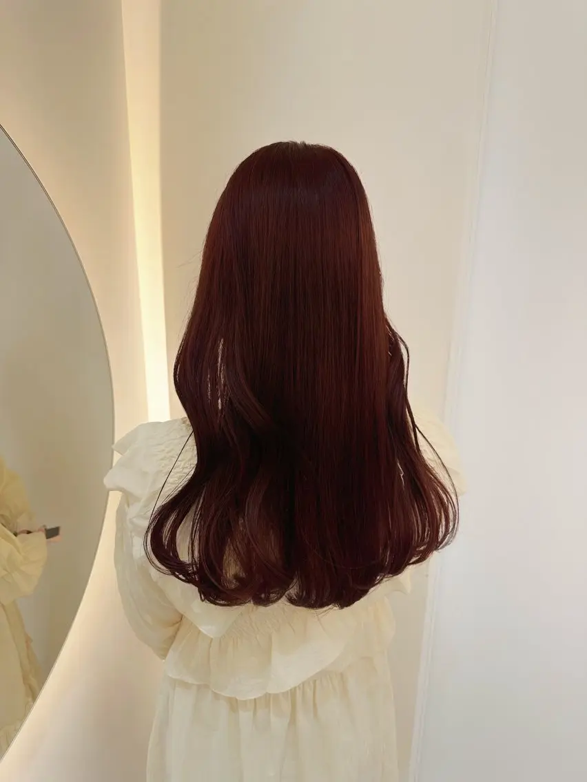 ロング カラー ヘアアレンジ 透明感カラー🩵 レイヤーカットYUIのヘアスタイル
