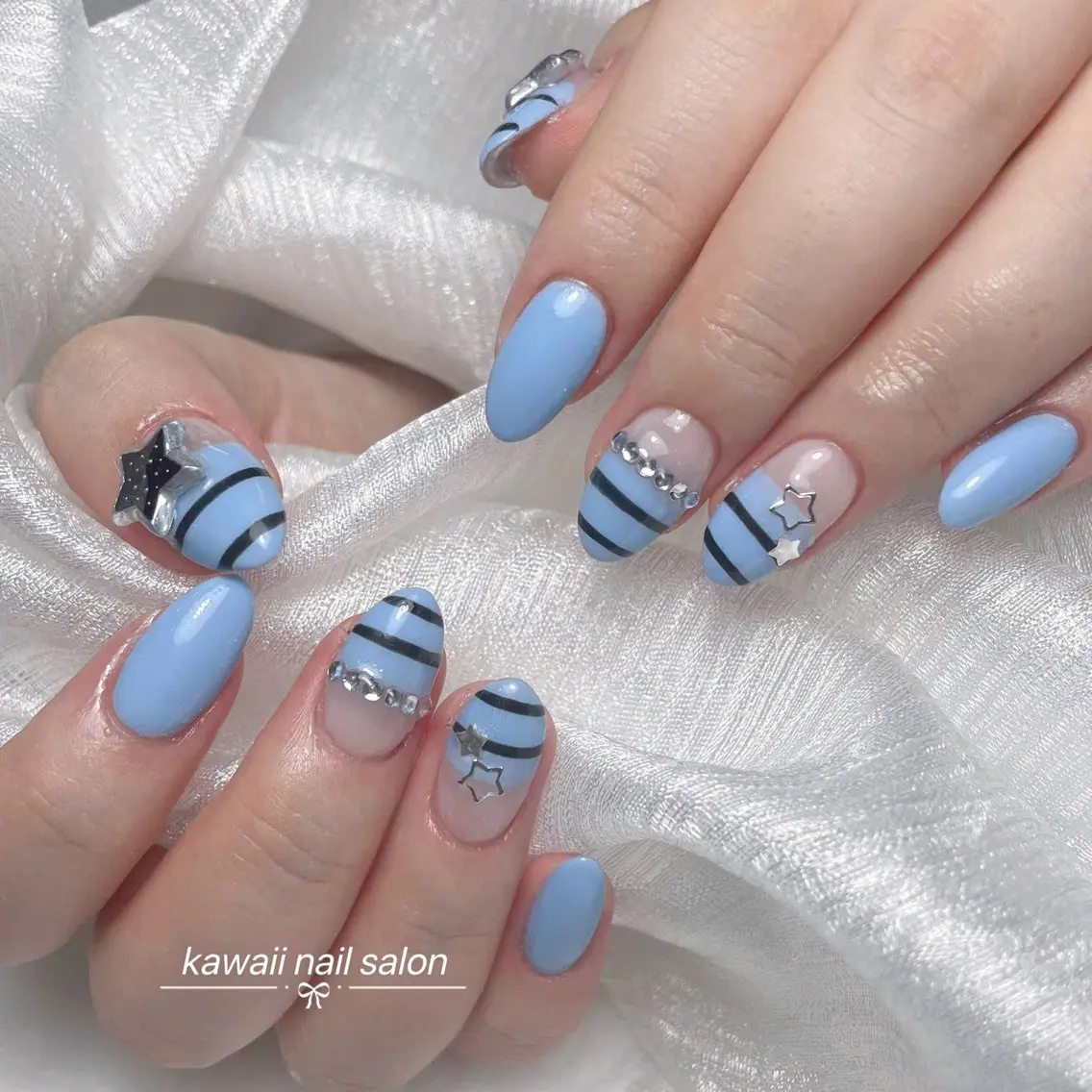 ネイル ドット フレンチネイル 韓国ネイル マグネットネイル オフィスネイル Kawaii Nail Salonのネイルデザイン