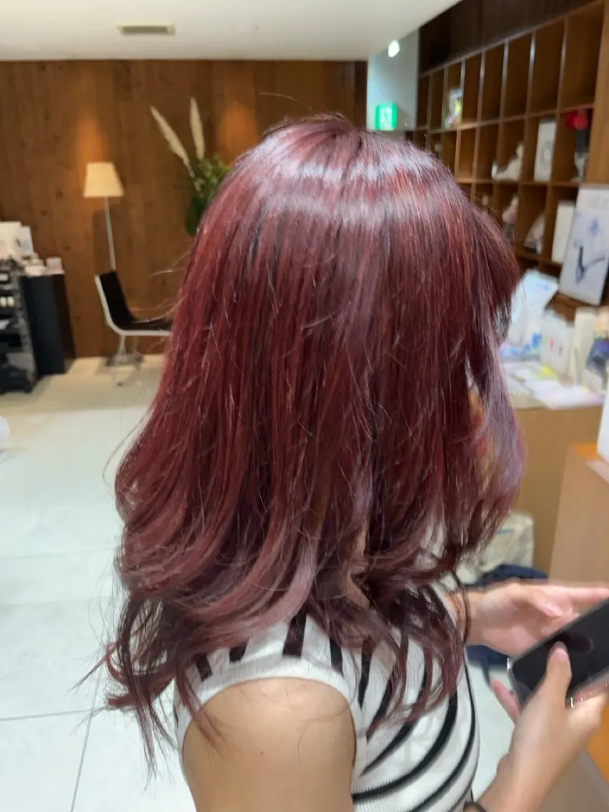 ミディアム カラー レッドカラー ヘアカラー 神田 開飛のヘアスタイル