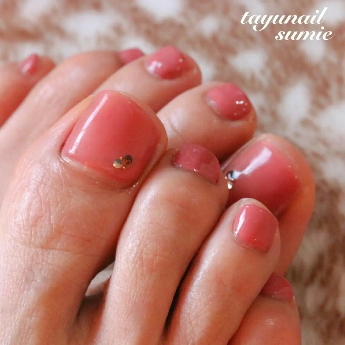 ネイル ブルー フットネイル ジェルネイル パラジェル 冬ネイル ネイルサロン 【たゆnail】のネイルデザイン