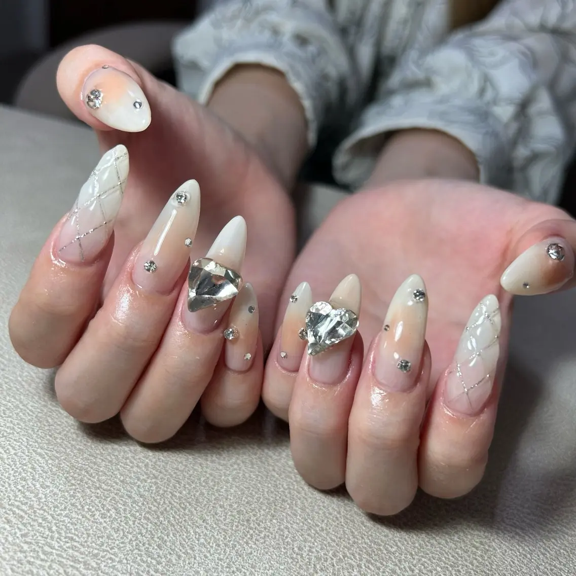 ネイル ハンドネイル nailroom‪ sb‪‪𓈒𓂂𓏸のネイルデザイン