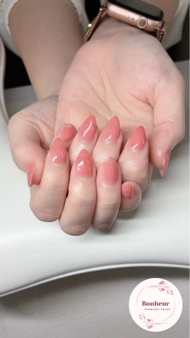 ネイル Bonheur ネイリストMoeのネイルデザイン