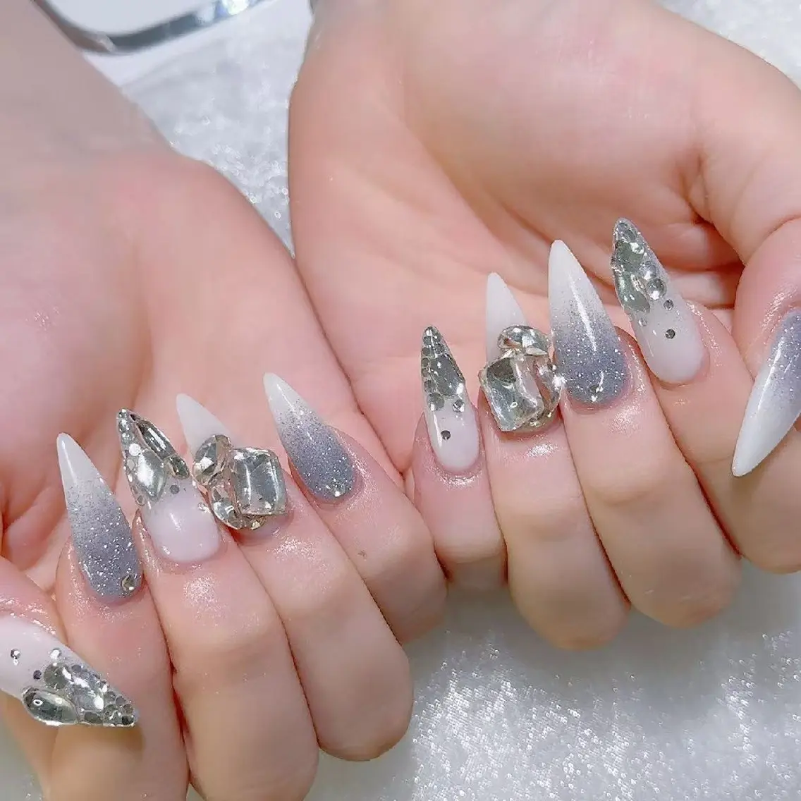 ネイル Queen's ゆなのネイルデザイン