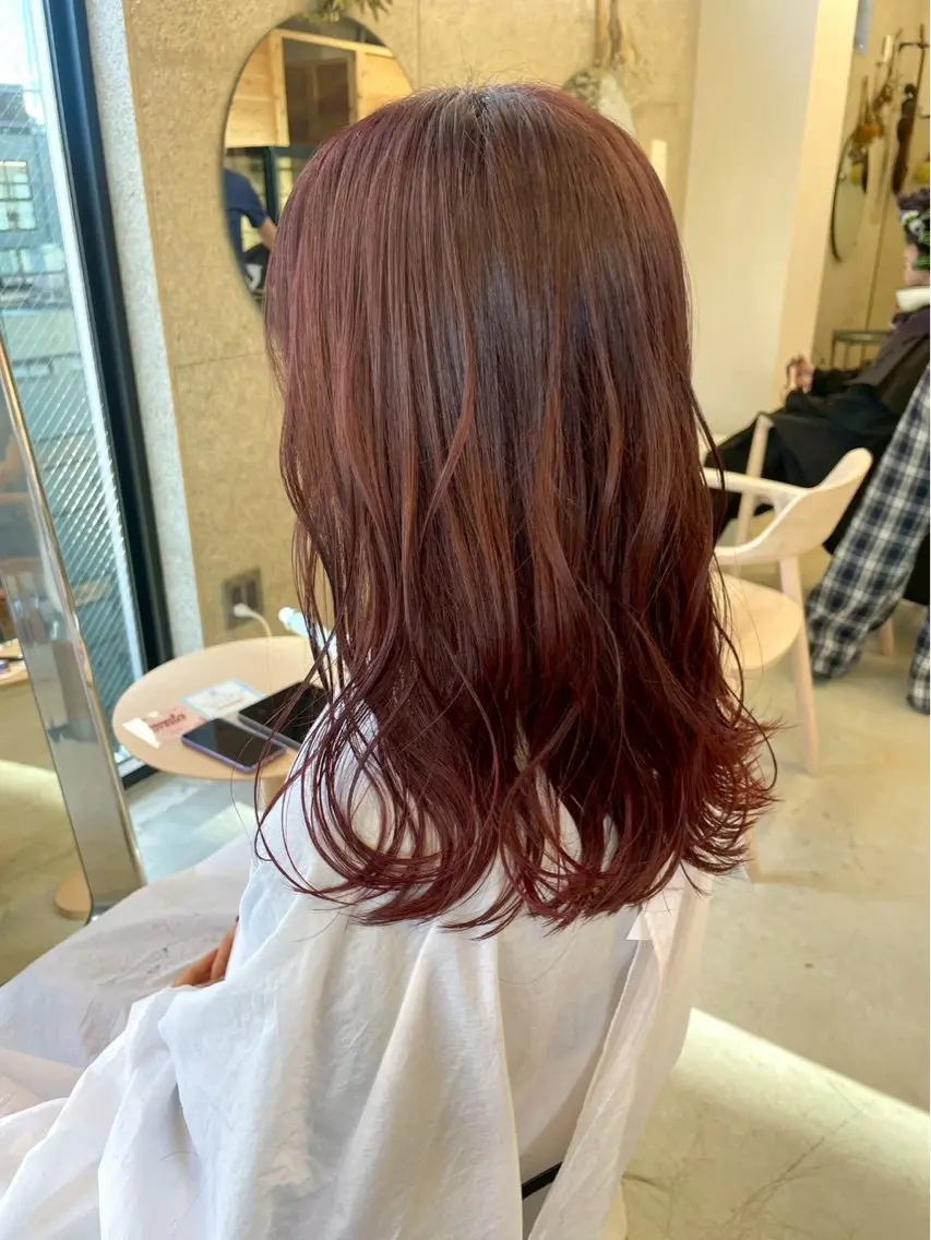 セミロング ヘアカラー トリートメント SiLO Yukinaのヘアスタイル