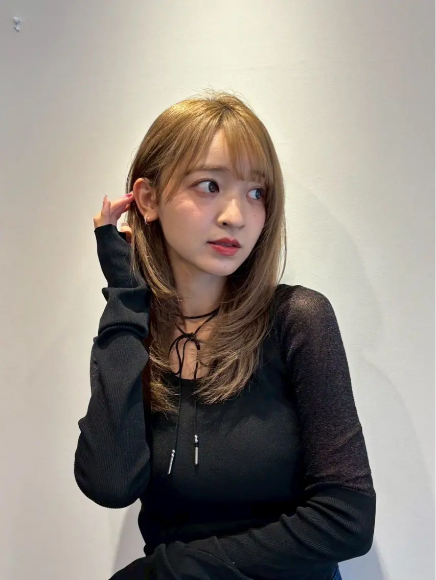 ミディアム カット KAREN（ému） 伏見/カットモデルのヘアスタイル