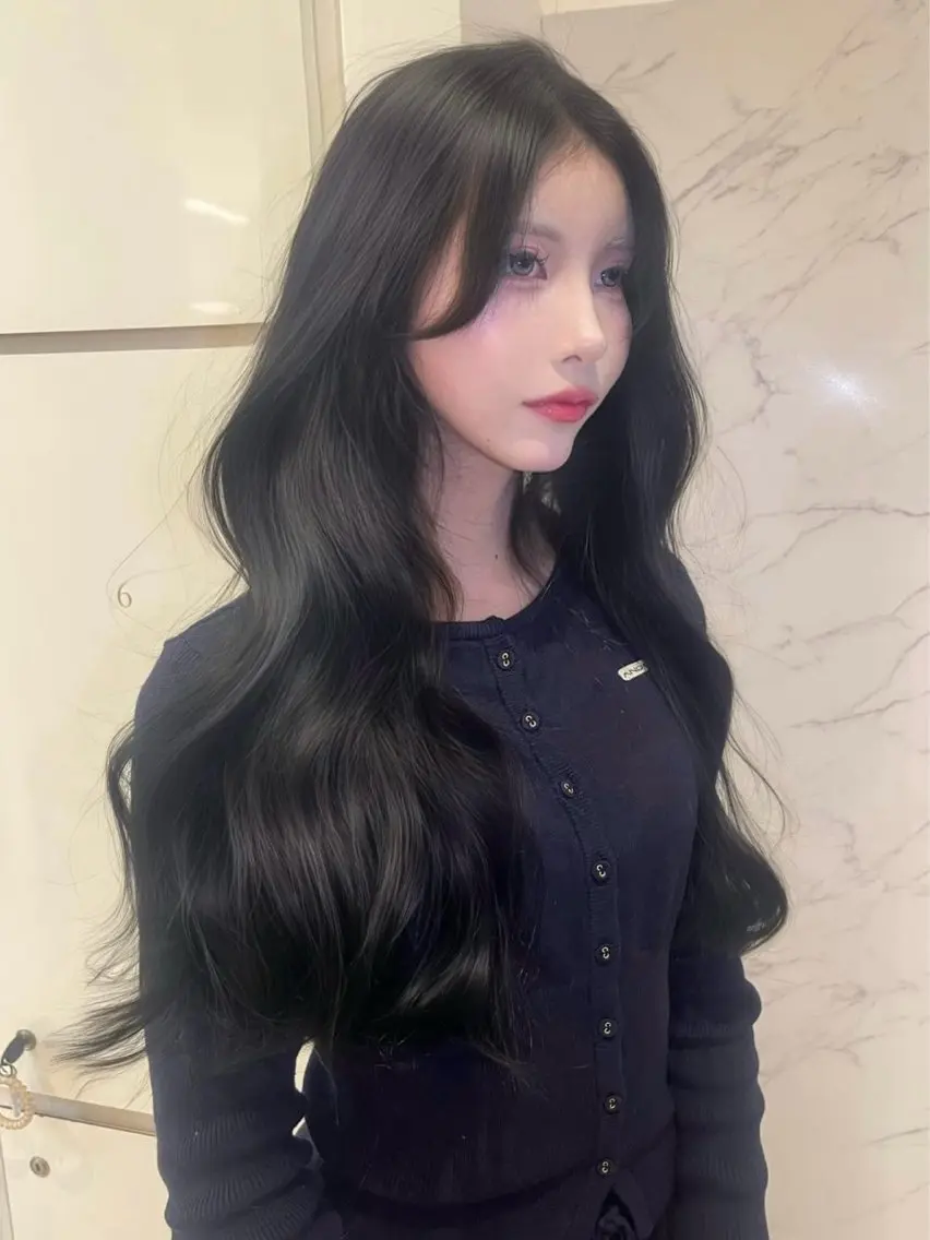 ロング 顔周りカット カット ヘアカラー トリートメント 透明感カラー/京都 烏丸/Himariのヘアスタイル