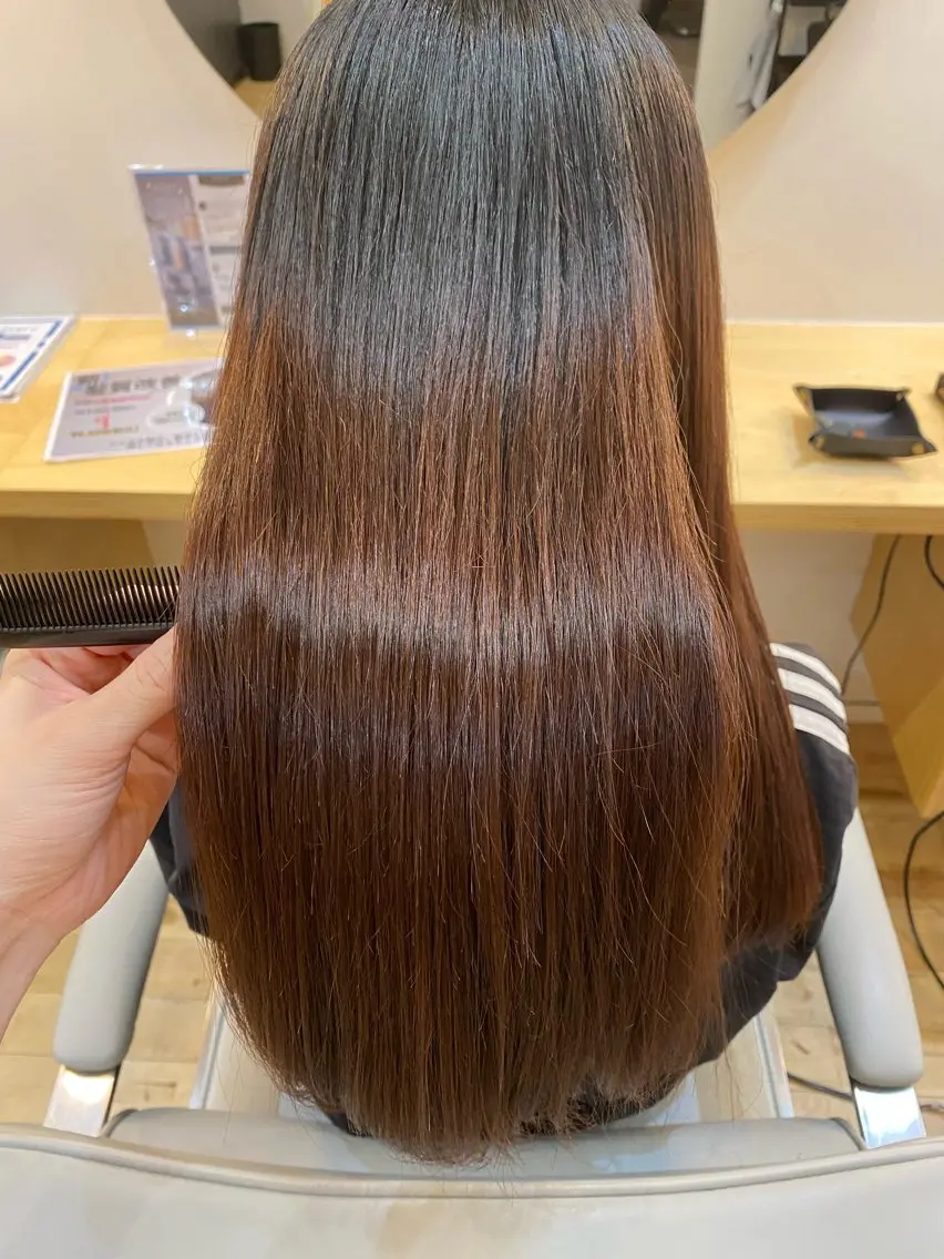ロング 酸性ストレート 縮毛矯正 艶カラー／ストレート かとうゆうき🍯のヘアスタイル