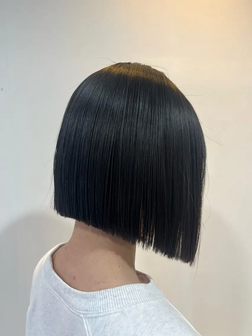 ショート ボブ カット ヘアカラー 縮毛矯正 髪質改善・ショートレ イヤーボブ🧡関玲子のヘアスタイル