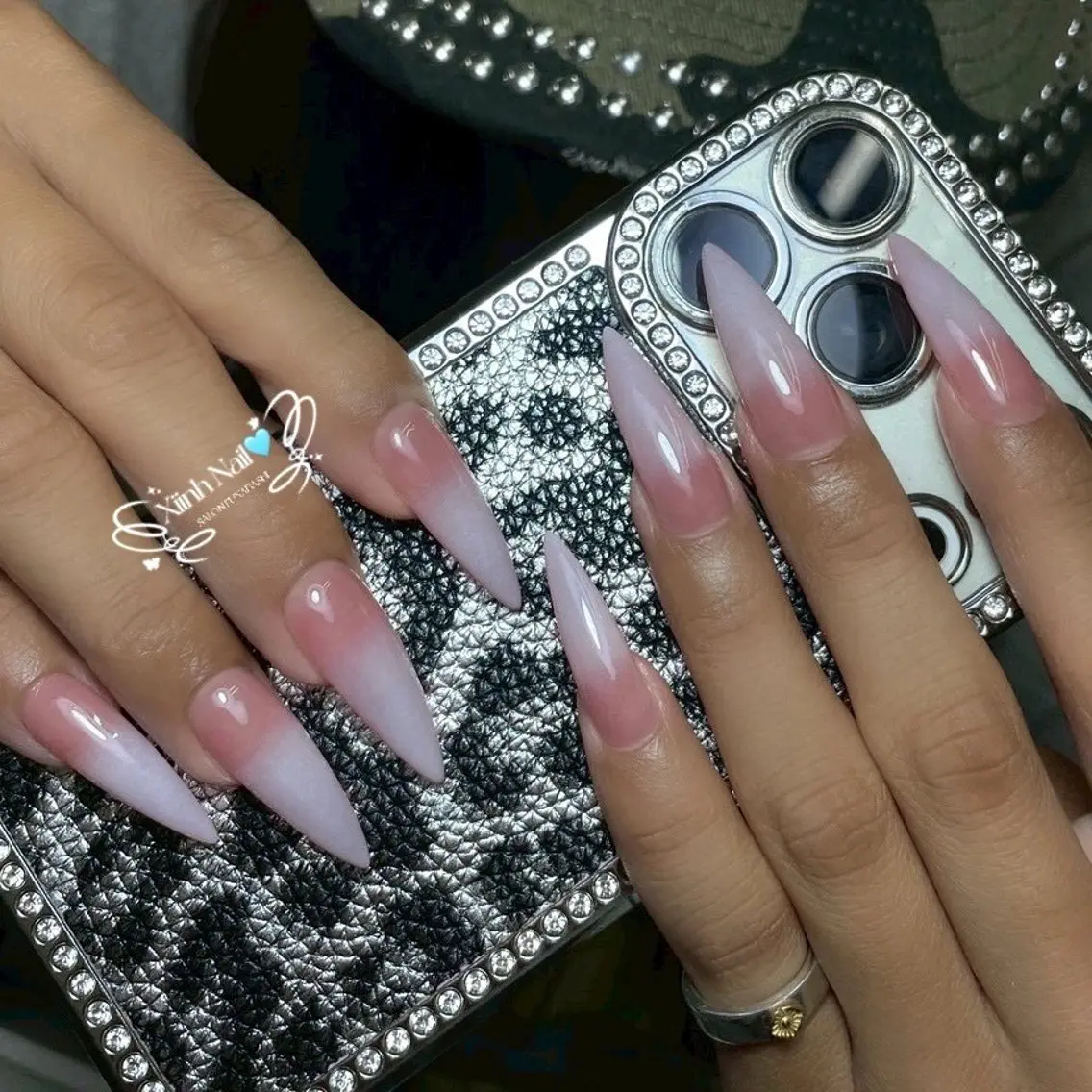 ネイル チークネイル 桜ネイル 長さ出し フットネイル ジェルネイル ハンドネイル XIINH NAIL SALONのネイルデザイン