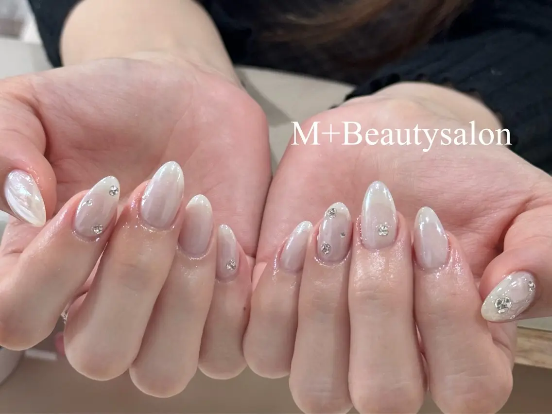 ネイル M+  Beauty Salonのネイルデザイン