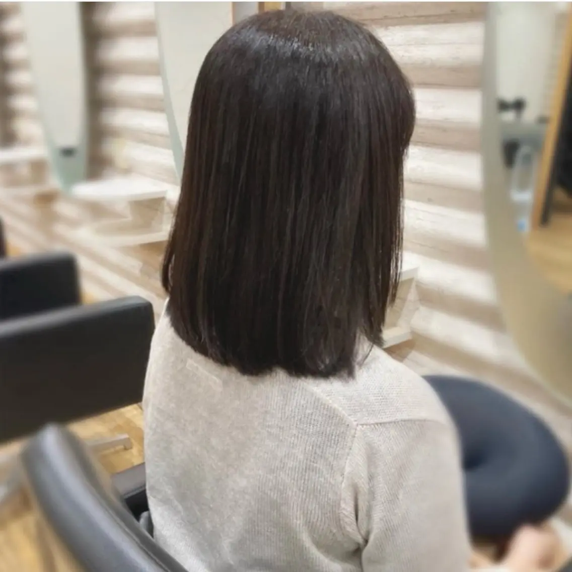 セミロング カラー 髪質改善 カット トリートメント KON|ごまかさない 艶。酸熱×精密カットのヘアスタイル