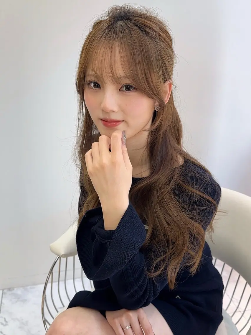 ロング ヘアカラー トリートメント Lond  Emi 艶髪モテヘアのヘアスタイル