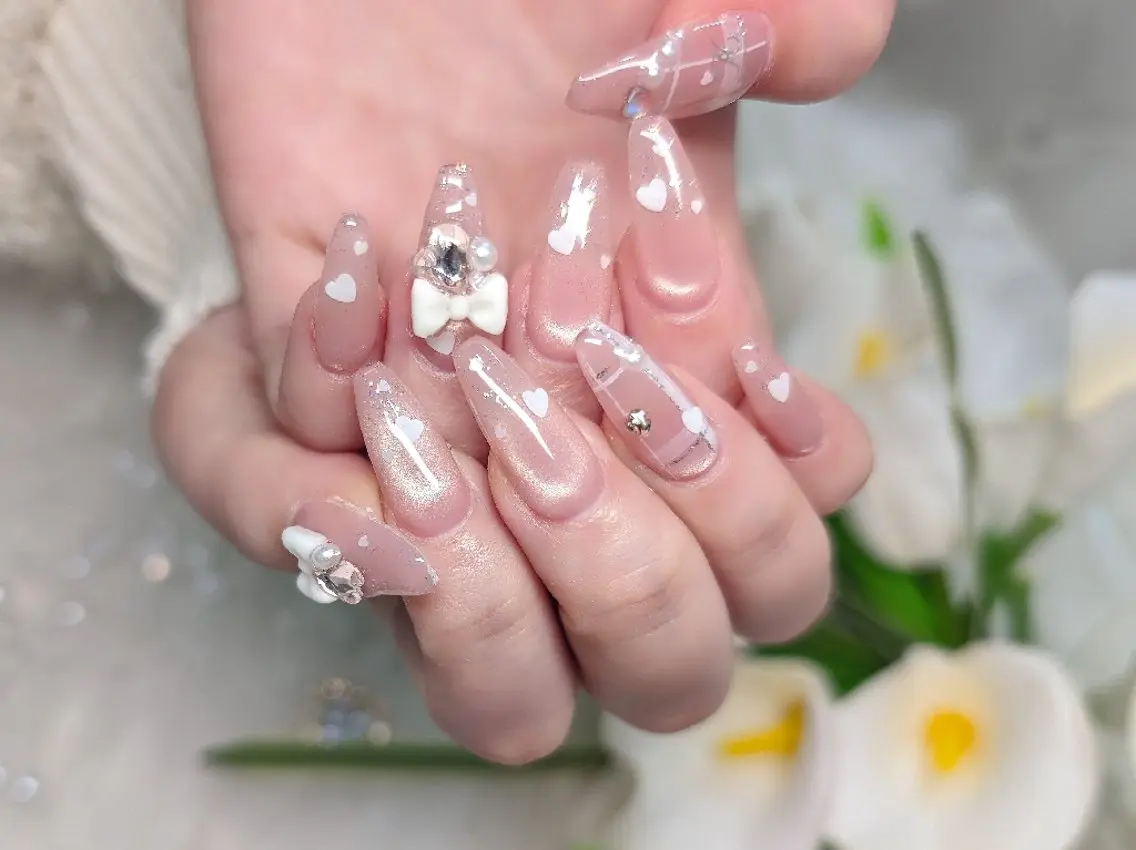 ネイル チークネイル 長さ出し フラッシュネイル ジェルネイル キラキラネイル Chouette Nailのネイルデザイン