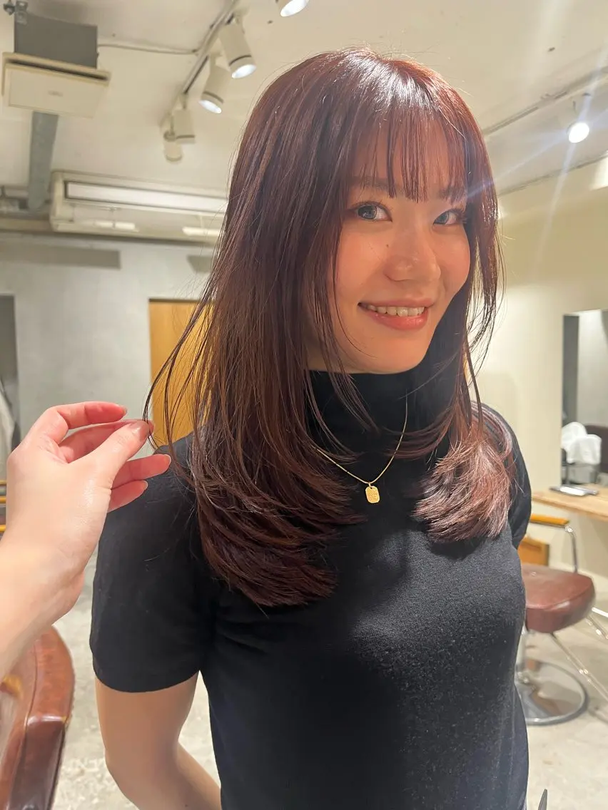 ロング カラー 🦮shiori アイドルオタク🦮のヘアスタイル