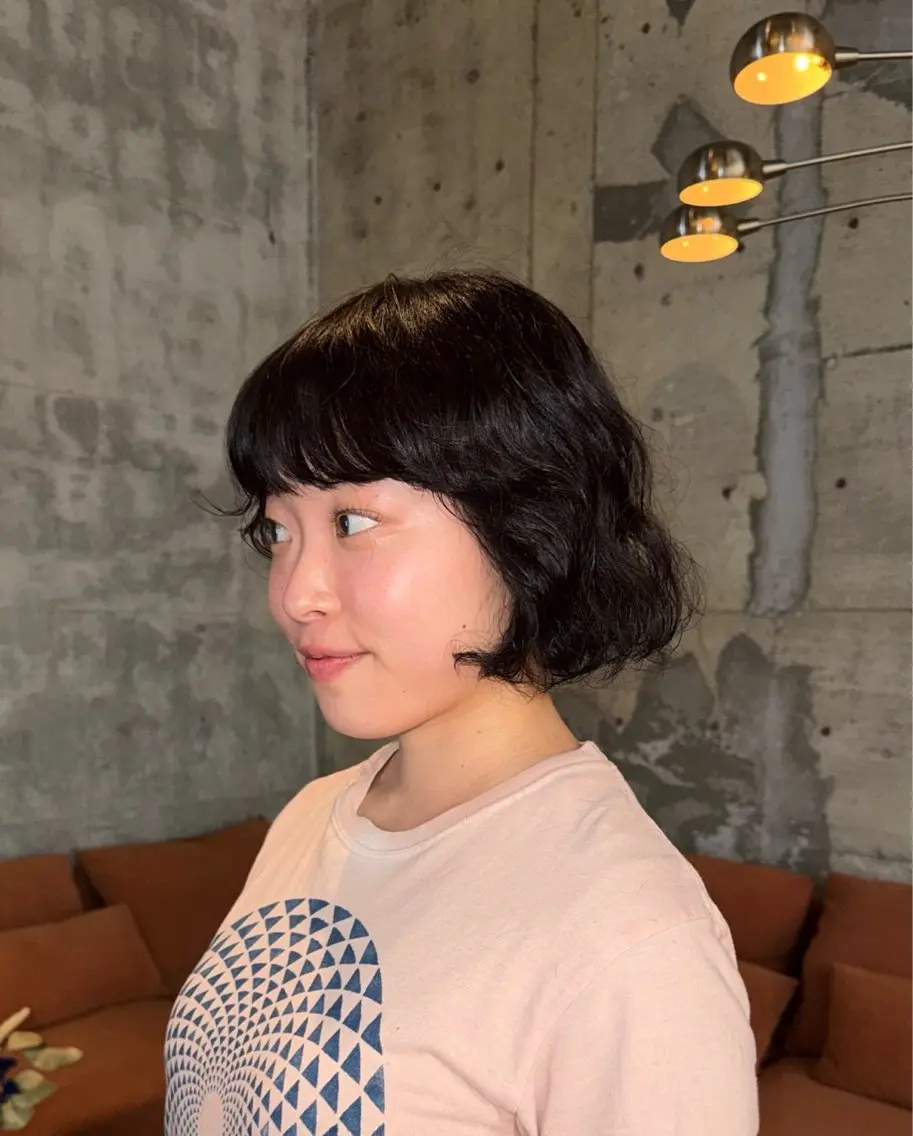ミディアム 澁谷 咲映のヘアスタイル
