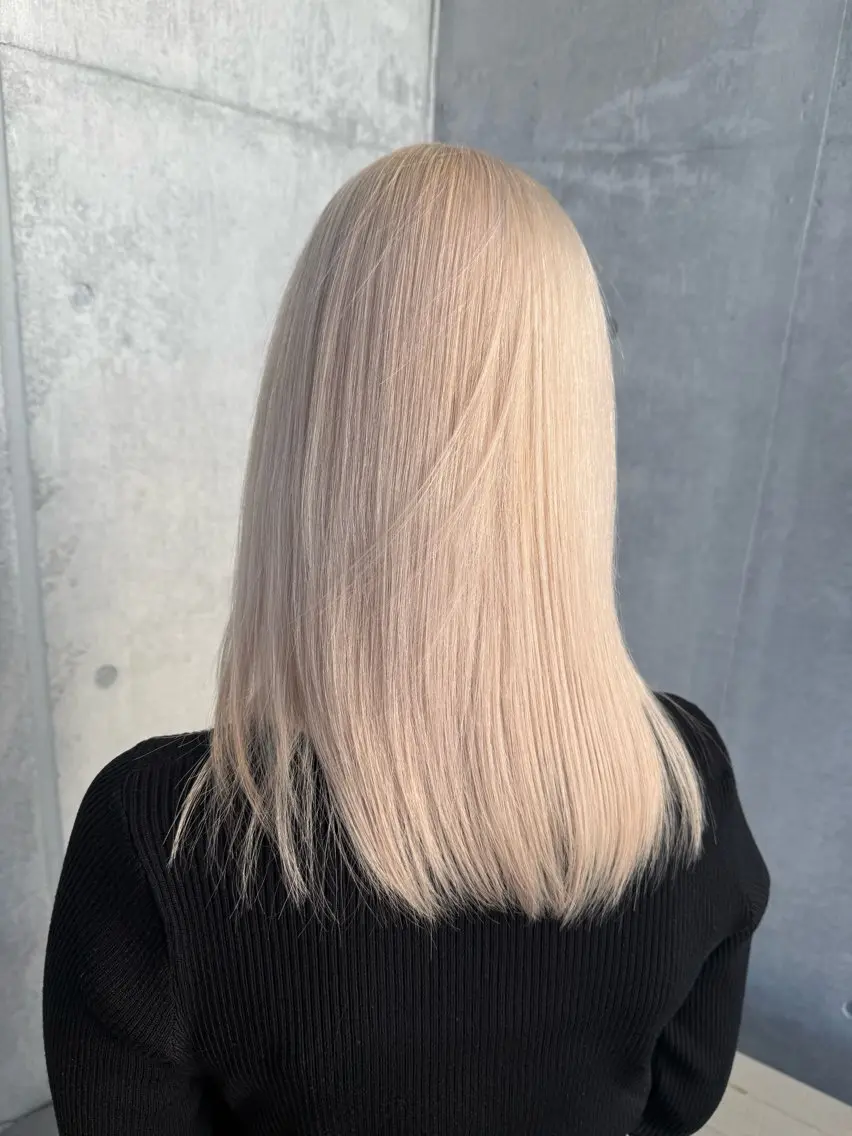 カラー ヘアカラー デザインカラーウルフ 宙也のヘアスタイル