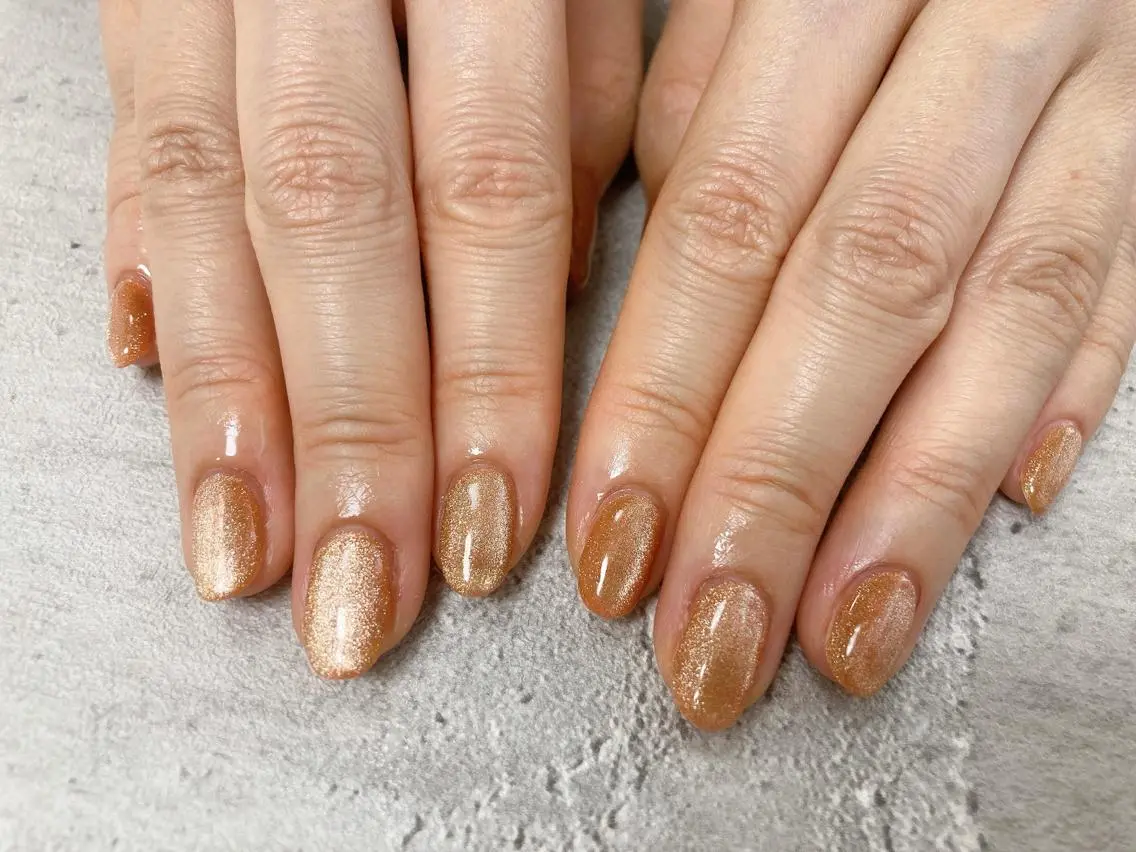 ネイル マグネットネイル オレンジ 黄色 ハンドネイル mogunail &blowのネイルデザイン