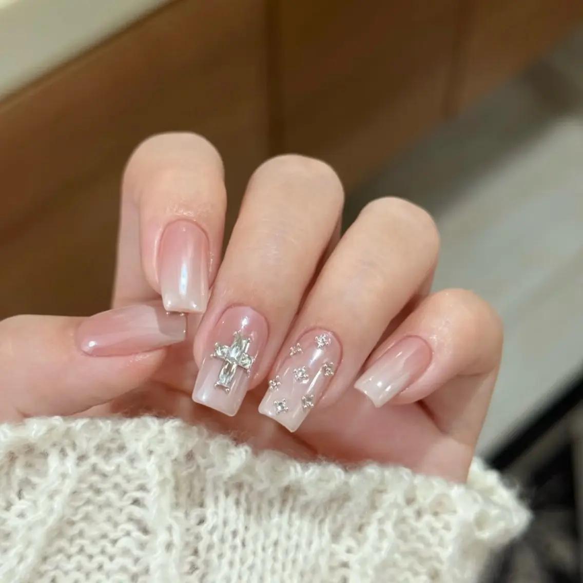 ネイル フットネイル フレンチネイル グラデーション 氷ネイル・うるうるネイル 韓国ネイル Mixx Nail_ Studioのネイルデザイン
