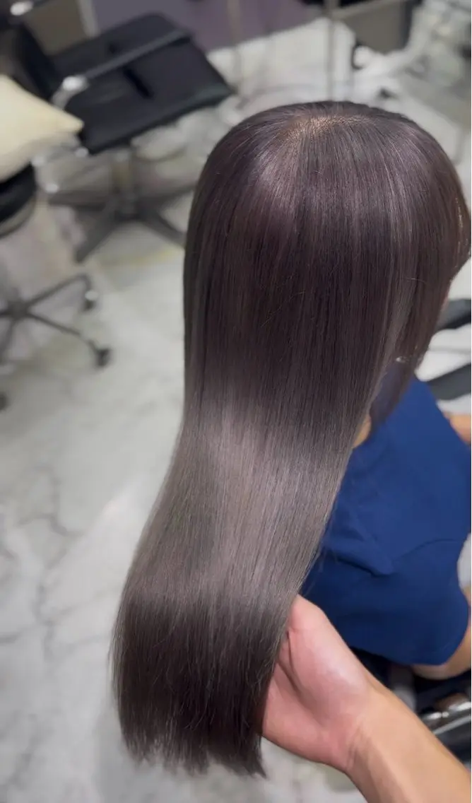 ロング ヘアカラー 鳥井 壮飛のヘアスタイル