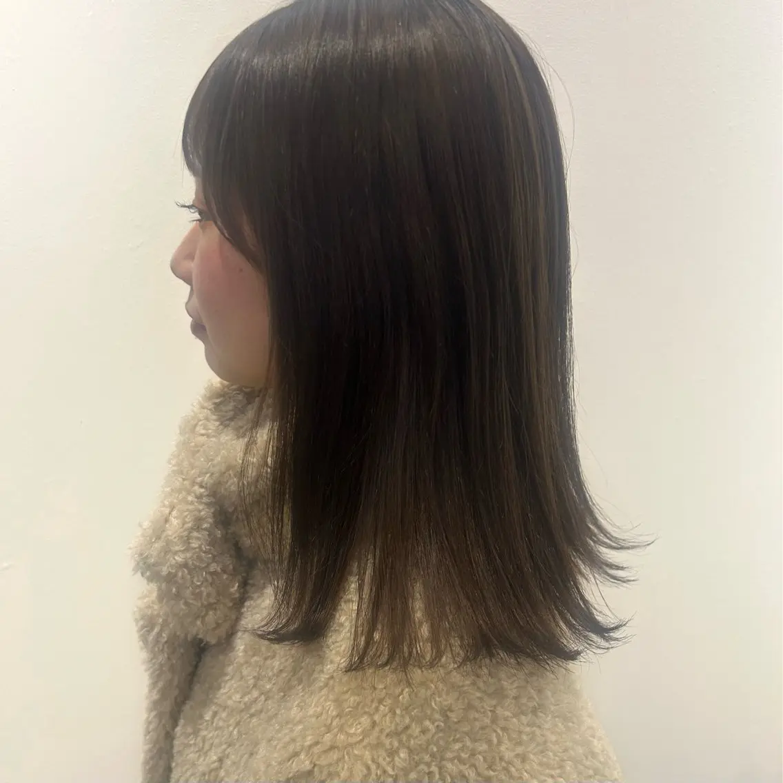 ミディアム 田中 遥陽のヘアスタイル
