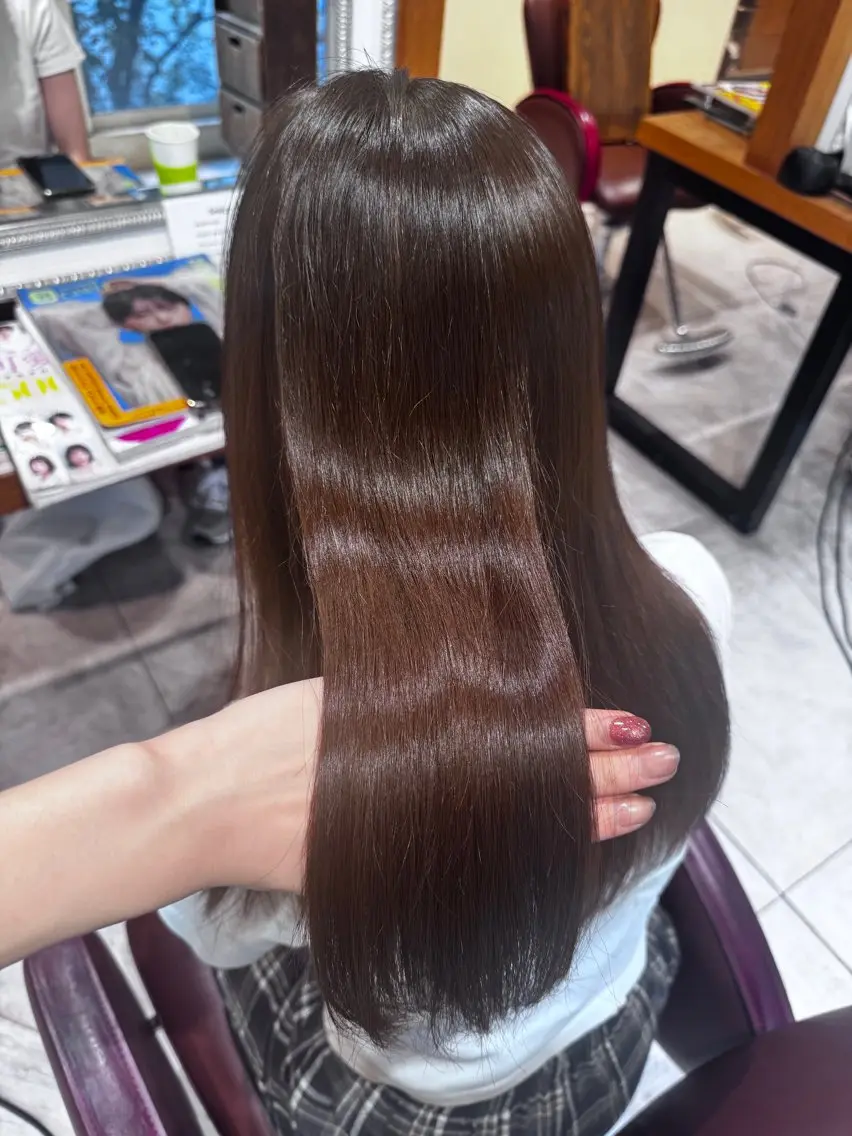 カラー 三留 愛未のヘアスタイル