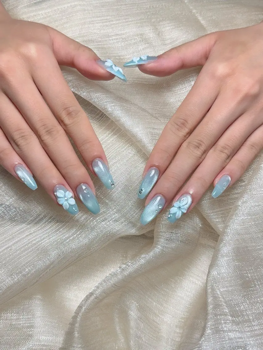 ネイル ENSalon 愛佳のネイルデザイン