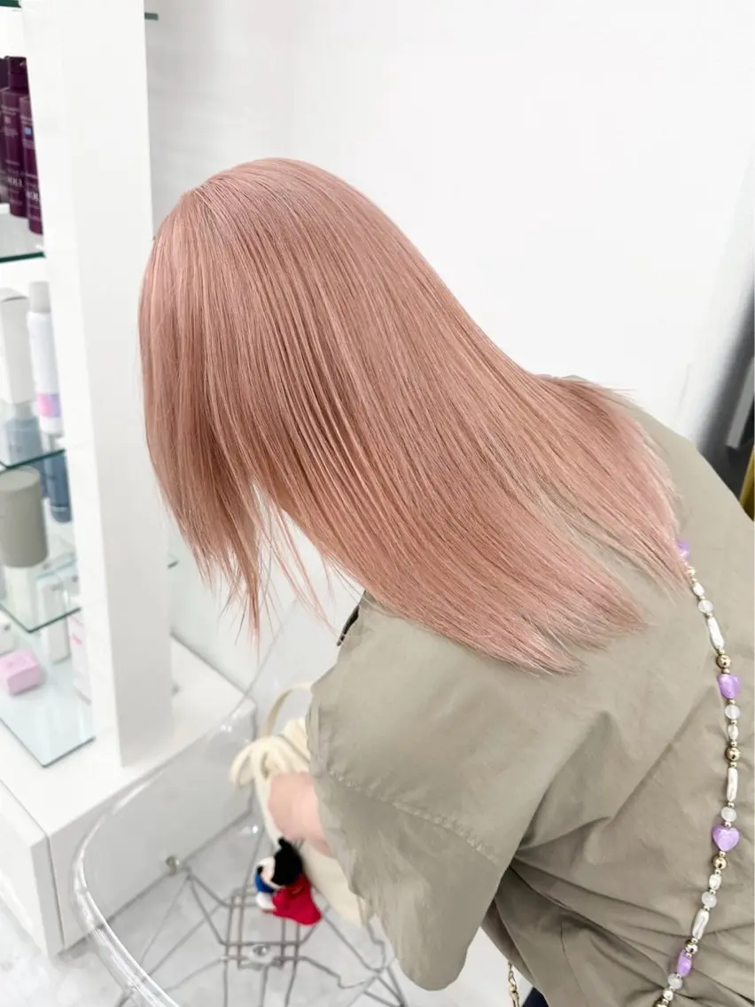 ミディアム カラー ヘアアレンジ ヘアカラー トリートメント TAKUMAブリーチ /切りっぱなし🪽のヘアスタイル