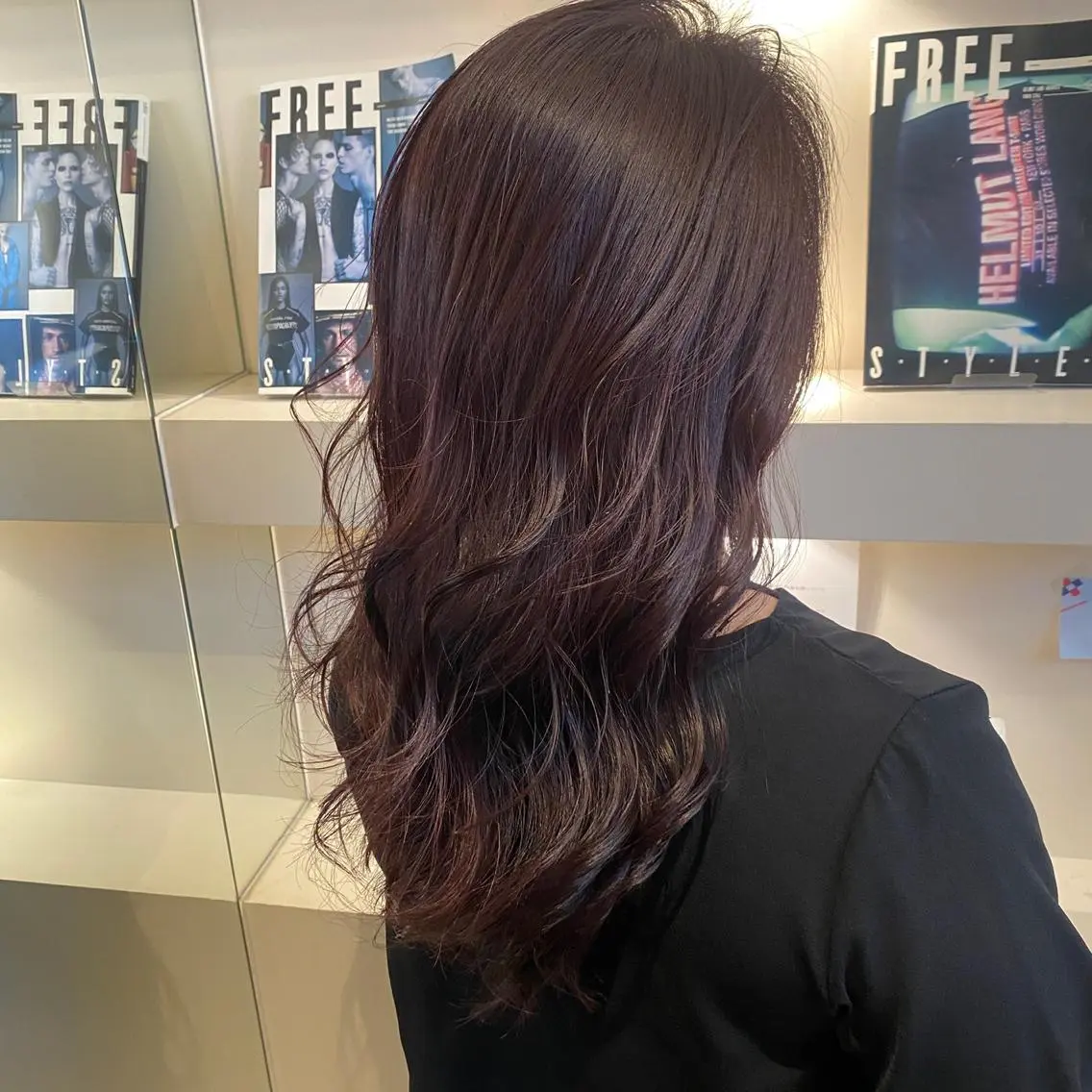 セミロング カラー Yu シールエクステのヘアスタイル