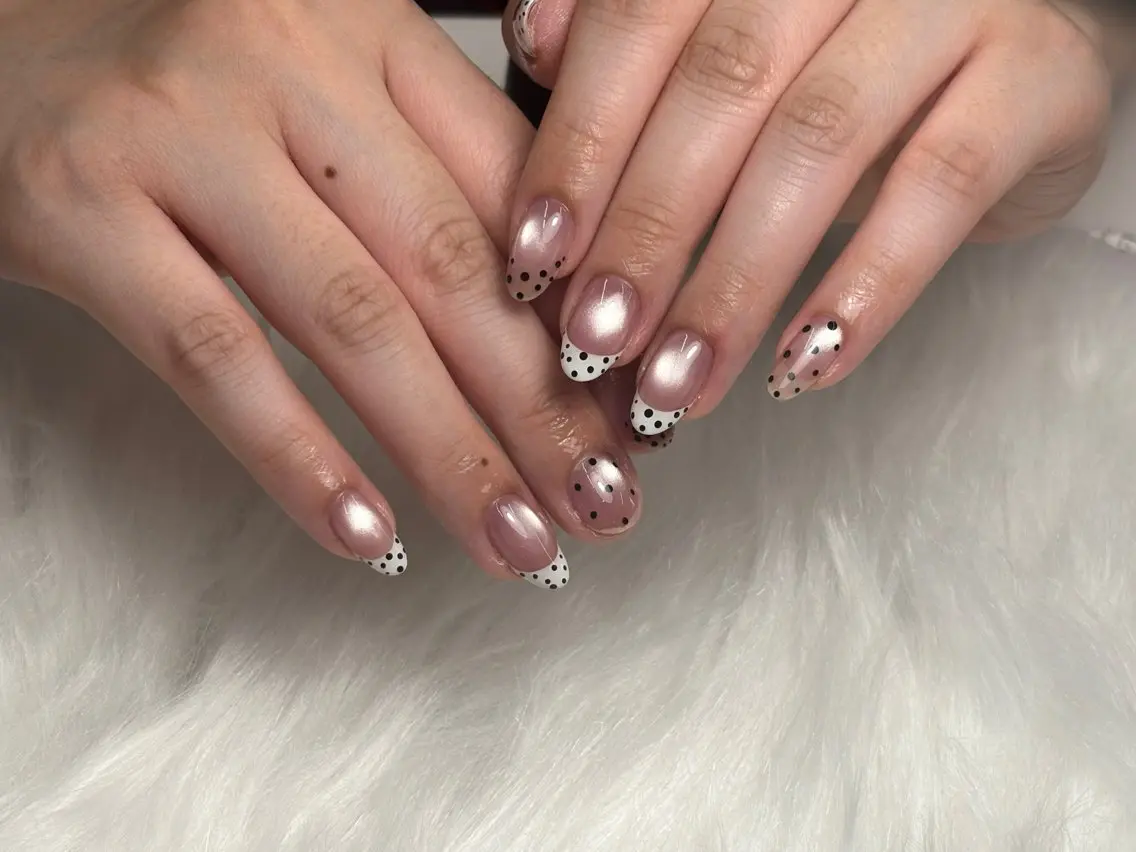 ロング ハンドネイル トゥー フエンのネイルデザイン