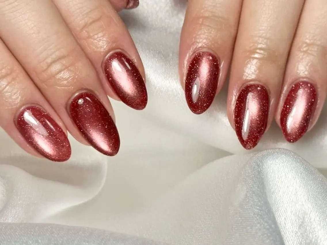 ネイル オーロラネイル 桜ネイル フラッシュネイル フラッシュマグ フラワーネイル ハンドネイル mogunail &blowのネイルデザイン