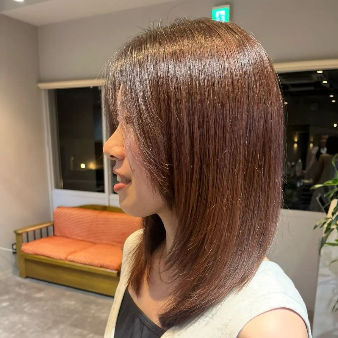 ミディアム イトノ リュウのヘアスタイル